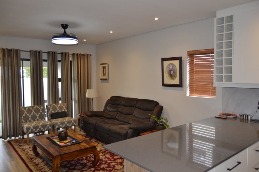 2 Bedroom Property for Sale in Somerset Lakes Western Cape